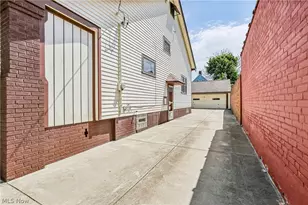 2033 Tate Ave, Loveland, OH 44109 - Photo 2