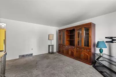 263 Walker Manor Circle, Colliers, WV 26062 - Photo 6
