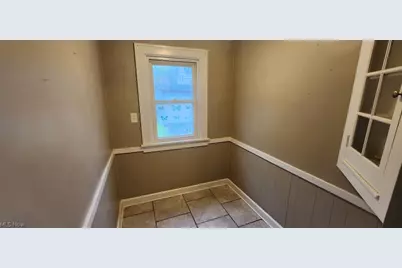 1353 Avondale, South Euclid, OH 44121 - Photo 6