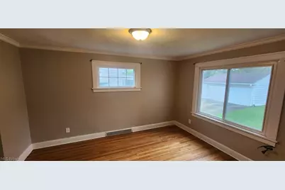 1353 Avondale, South Euclid, OH 44121 - Photo 4