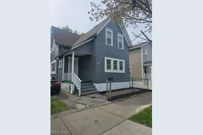 3296 W 44th Street, Loveland, OH 44109 - Photo 1
