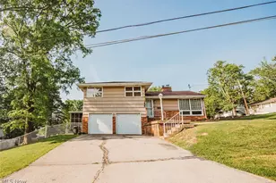 2502 27th St, Parkersburg, WV 26104 - Photo 2