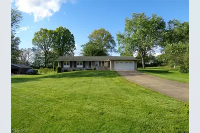 6105 Parknoll Street SW, Massillon, OH 44646 - Photo 16