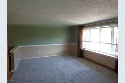 6105 Parknoll Street SW, Massillon, OH 44646 - Photo 4