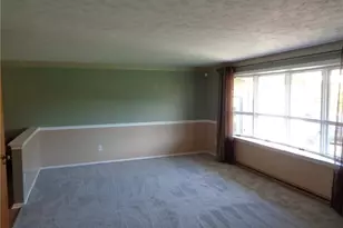 6105 Parknoll St SW, Massillon, OH 44646 - Photo 4