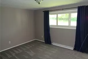 6105 Parknoll St SW, Massillon, OH 44646 - Photo 8