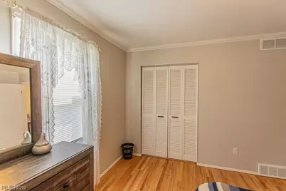 8523 Sleepy Hollow Drive NE, Warren, OH 44484 - Photo 24