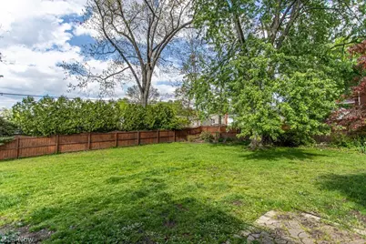 8523 Sleepy Hollow Drive NE, Warren, OH 44484 - Photo 36