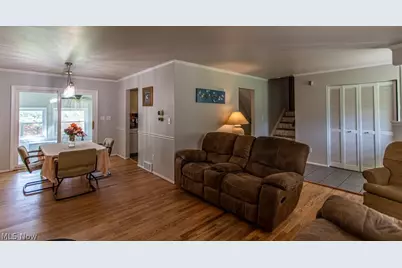 8523 Sleepy Hollow Drive NE, Warren, OH 44484 - Photo 12