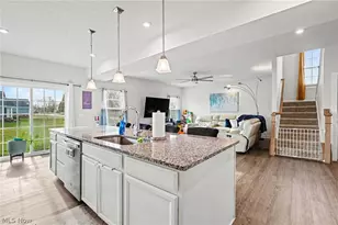 3268 Stoneleigh Rd NE, Canton, OH 44721 - Photo 8
