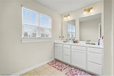 3268 Stoneleigh Road NE, Canton, OH 44721 - Photo 16