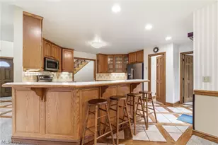 1012 Cloverdale Cir NE, Massillon, OH 44646 - Photo 14