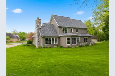 1012 Cloverdale Circle NE, Massillon, OH 44646 - Photo 2