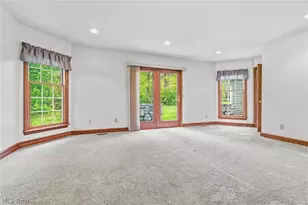 1012 Cloverdale Cir NE, Massillon, OH 44646 - Photo 20