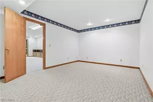 1012 Cloverdale Cir NE, Massillon, OH 44646 - Photo 40
