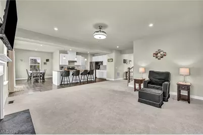 7203 Stonegate Circle NE, Canton, OH 44721 - Photo 4