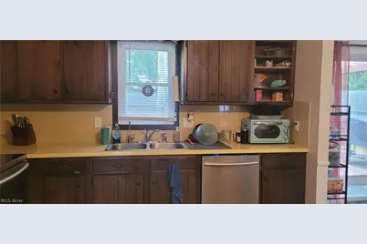 157 Hemlock Drive, Elyria, OH 44035 - Photo 12