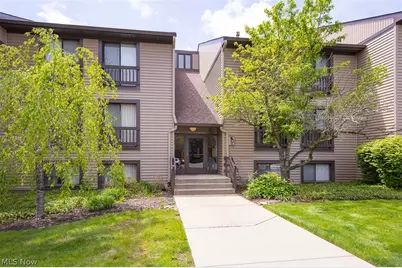 1105 Canyon View Road #204, Sagamore Hills, OH 44067 - Photo 1