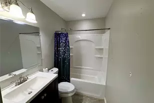 1128 Oakwood Dr, Vermilion, OH 44089 - Photo 26