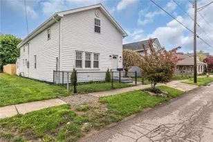 3229 W 52nd St, Loveland, OH 44102 - Photo 2