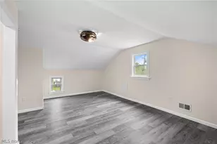 3229 W 52nd St, Loveland, OH 44102 - Photo 22