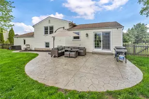 1044 Tumbleweed St NE, Uniontown, OH 44685 - Photo 26