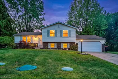 1044 Tumbleweed Street NE, Uniontown, OH 44685 - Photo 34