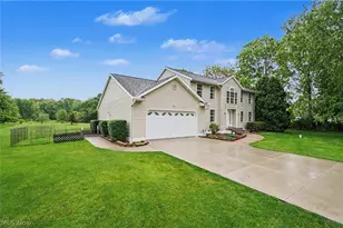 992 Martin Rd, Mogadore, OH 44260 - Photo 4