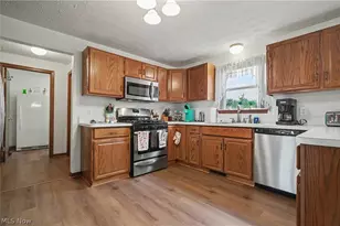 992 Martin Rd, Mogadore, OH 44260 - Photo 22