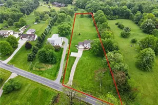 992 Martin Rd, Mogadore, OH 44260 - Photo 2
