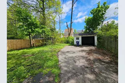 931 Yellowstone Road, Loveland, OH 44121 - Photo 4