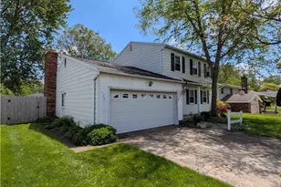 1161 Gulf Rd, Elyria, OH 44035 - Photo 2