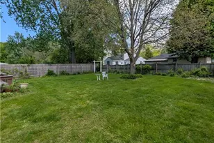 1161 Gulf Rd, Elyria, OH 44035 - Photo 6