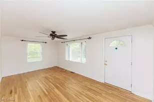 7381 Portage St, Solon, OH 44139 - Photo 2