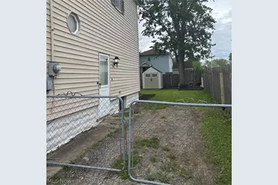716 Foster Avenue, Elyria, OH 44035 - Photo 4