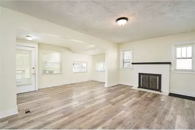 2747 3rd Street, Cuyahoga Falls, OH 44221 - Photo 4