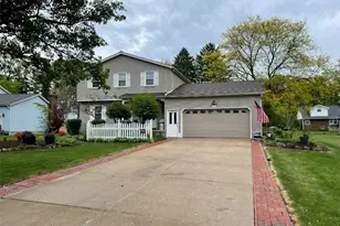 4943 Lynn St, Boardman, OH 44512 - Photo 2