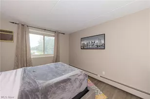 521 Tollis Pkwy, Grandview Heights, OH 44147 - Photo 14