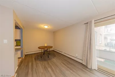 521 Tollis Parkway #288, Grandview Heights, OH 44147 - Photo 8