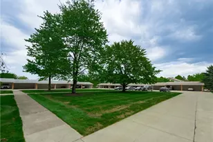 521 Tollis Pkwy, Grandview Heights, OH 44147 - Photo 24