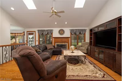 1453 3rd Street SE, New Philadelphia, OH 44663 - Photo 16