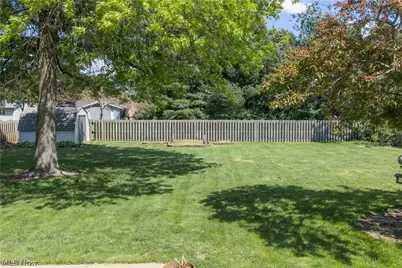 1453 3rd Street SE, New Philadelphia, OH 44663 - Photo 8