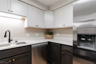 935 Canyon View Road #202, Sagamore Hills, OH 44067 - Photo 12