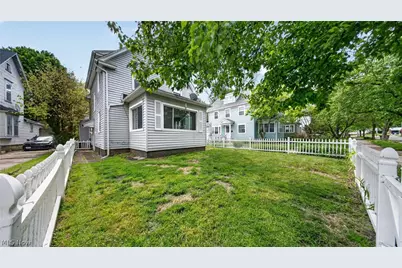 135 Byers Avenue, Akron, OH 44302 - Photo 4