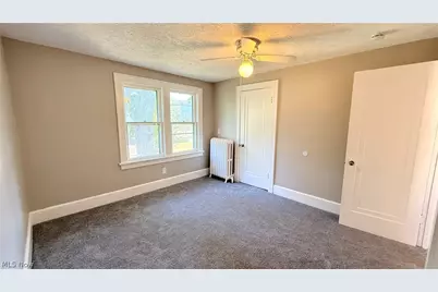 721 Polk Avenue, Akron, OH 44314 - Photo 22