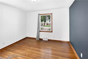 4462 S Hills Dr, Loveland, OH 44109 - Photo 6