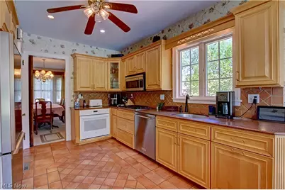 17313 Riverway Drive, Oakwood, OH 44107 - Photo 14