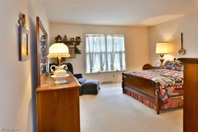 502 Turnberry Court NE, Warren, OH 44484 - Photo 26