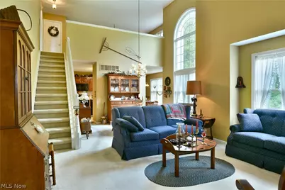 502 Turnberry Court NE, Warren, OH 44484 - Photo 4
