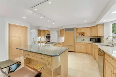 5157 Crofton Avenue, Solon, OH 44139 - Photo 12